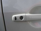 全車が内外装クリーニング済み!!気になる所があったらドンドン言って下さい。ルームランプのLED交換も承っております。オーディオやナビ、ETCの取付もご相談下さい。