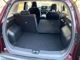 サンバイザーに鏡がついてますので車から降りる前に身だしなみチェック出来ます。