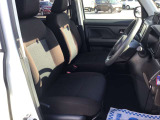 それぞれの分野のプロがお車の悩みや疑問に親身になって対応させていただきます。