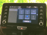 AM・FMや交通情報に加え、テレビ、Bluetooth、USBの選択肢が画面に並びます。使いたい音源を表示から選べるため、日常の移動に合わせてオーディオを活用できます。