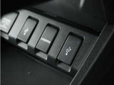 ◆USBチャージャー◆使いやすい場所に装備されています。