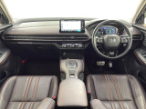★いつでも気持ちよく運転できて、使い勝手のいい収納や体をケアするシート、細部にまでこだわったインテリア♪