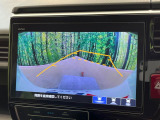 【バックカメラ】駐車時に後方がリアルタイム映像で確認できます。大型商業施設や立体駐車場での駐車時や、夜間のバック時に大活躍!運転スキルに関わらず、今や必須となった装備のひとつです!