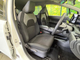ドライバーによって運転しやすいポジションは異なり、あの車はどうなのか不安なこともありますよね。気になるお車は店頭で乗り込んでご確認いただけます♪