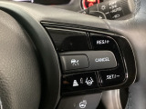 【アダプティブ・クルーズ・コントロール】予め設定した車速内でクルマが自動的に加減速。 前走車との適切な車間距離を維持しながら追従走行し、高速道路でのドライバーの疲労を軽減してくれる嬉しい機能付♪