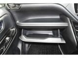 当店は全車『ロングラン保証』付!(1年間、距離無制限 HV車はHV保証付) 別途延長保証もご用意しております♪ ぜひ現車を確認にご来店ください