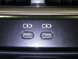 【充電用USB端子】デバイスの充電に便利です。※実際の接続端子は写真で確認or店舗までご気軽にお問合せください♪