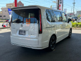 中古車は12ヶ月無制限の保証、登録済未使用車は初度登録月より3年間走行距離60,000kmのメーカー保証がついております。ご購入後もご安心してお乗り頂けるよう努めております!