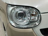 LEDヘッドライトは、点灯の瞬間から最大光量を発揮し、突然暗くなるトンネルなどでの安定感を高めます。