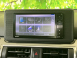 テレビやラジオ、Bluetooth Audioなど、複数の音源を画面から選べる仕様です。利用したい項目を確認しやすく、普段の移動時間に合わせて音楽や音声を楽しめます。
