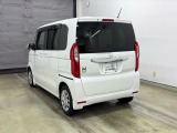 納車時には安全かつ安心してお乗り頂けるようホンダ専門知識を持つ整備スタッフが点検・整備・装備も説明をしてお渡ししております。