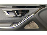 【ブルメスターサウンド】ドイツのオーディオメーカー「Burmester」と共同開発したオーディオシステムです。低音から高音までバランスよく、澄んだ ナチュラルなサウンドを実現します。