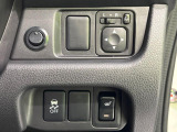 【シートヒーター】寒い日に重宝するシートヒーター!エアコンより早く温まってくれるので寒がりの人も安心ですね♪エアコンの温風は乾燥するから苦手、という方にもをおすすめです。