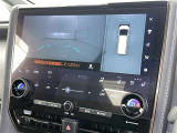 【フロントカメラ】運転席に座った状態で死角になりやすいクルマの前の様子まで確認でき安全ですね♪