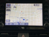 メモリーナビを装備。お出かけラクラク