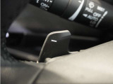 ◆スマートキー◆カギをバッグやポケットに入れたままでもドアロックの開閉ができる『スマートキー』付き!雨天や暗くなってもカギを取り出す必要がなくドアの開錠&エンジンも始動できます