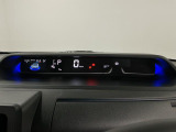 【メーターパネル】シンプルなデザインのメーターパネルは視認性が良く、必要な情報を運転手に分かりやすく伝えてくれます♪