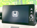 【9インチ ホンダコネクトディスプレイ】視認性の高い大画面ディスプレイでナビの使用や、お持ちのスマートフォンと連携したbluetoothでの音楽再生が可能です♪
