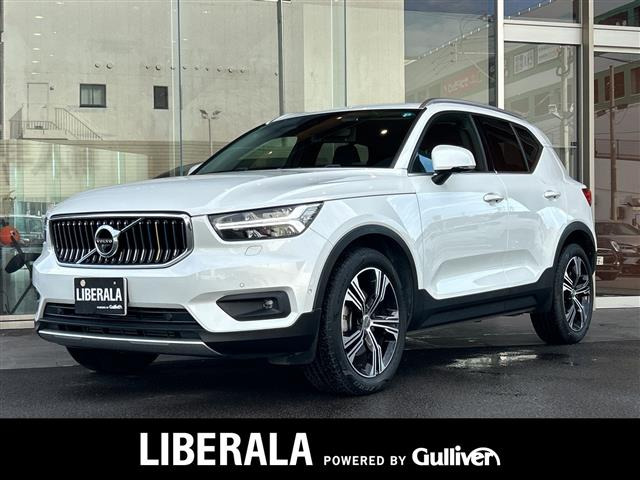 XC40 T4 AWD インスクリプション 4WD 4WD 本革シート