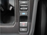 Hondaパーキングパイロット搭載。スムーズな縦列駐車/縦列出庫や並列駐車をサポートします。