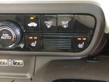 【電動パーキングブレーキ・ブレーキホールド】簡単なボタン操作で、毎日の運転が快適になります♪