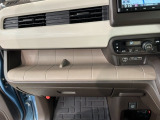 豊富に在庫を取り揃えています。 軽自動車からミニバン、セダン、SUV、話題のハイブリッド車などなど続々入荷中です!