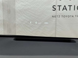 カラーヘッドアップディスプレイ付き。少ない視線移動で情報を確認できるので、運転の疲労軽減に繋がりますよ♪