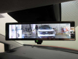 スマートルームミラー付きで後部座席に乗車してても後方がしっかり見れます