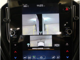 左右のサイドカメラ映像を同時に表示し、車両周囲の死角をしっかりカバー。狭い道や駐車時の接触リスクを減らし、安心して操作できる視界を確保します。