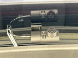 【ドライブレコーダー】映像・音声などの運転中の記録を残します。事故などを起こした起こされた時の証拠になりえますので、もしも時でも安心ですね。