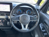 【純正革巻きステアリング】上質な革を使用することで、手にしっかり馴染みとても運転しやすいハンドルです♪