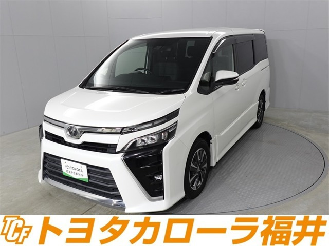 トヨタ ヴォクシー 