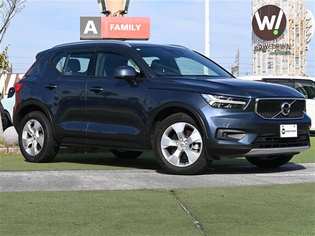 XC40 B4 モメンタム ワンオーナー 修復歴無し