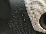 MINIのドアを閉めた時の重厚感は所有者様の満足度を高めてくれます。