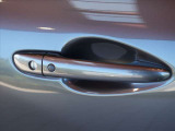 神戸マツダ神戸西インター店は、通常ディーラー+&alpha;の次世代型店舗としてROADSTER EXPERIENCE SPACEの冠を掲げ、「いつでも・誰でも・気軽に会いに行ける」ロードスターUカー専門店。