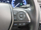 レーダークルーズコントロール(全車速追従機能付)付きです。車速に応じて追従支援してくれるので、ロングドライブも快適です。詳細は販売店スタッフまでおたずねください。