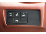 機能性溢れる運転席まわり。使いやすいスイッチ類の配置で運転中のストレスを軽減し楽しくドライブできますよ。