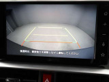 バックモニター装着車は後退時の強い味方です♪車庫入れや縦列駐車の際、後退操作の参考になるガイドラインをナビ画面に表示します。