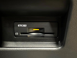 【ETC】高速道路の料金所をストレスなく通過!話題のスポットやサービスエリアに多い「スマートIC」利用時は必須のアイテムです。当店でセットアップを実施、ご納車当日からすぐにご利用いただけます!