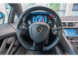 Steering wheel - a. Nero Ade (Black)