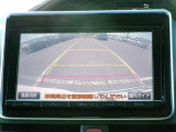 バックカメラ付き♪車庫入れ、バックでの駐車時に後方が見える事での安心感は大きいです☆一度装備したら外せなくなるアイテムです♪
