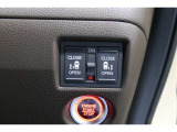 ◆◆両側電動スライドドア!!荷物で手が塞がる時など簡単にドアの開閉が出来ます!何より力いらずで開閉OK!女性やお年寄りにも優しい♪電動機能はOFFにもできますから元気なお子様の駆け出しも安心!