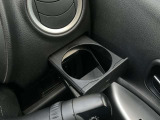 運転席用ドリンクホルダーです