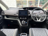 セレナ 1.2 e-POWER ハイウェイスターG 本革シート 修復歴無し