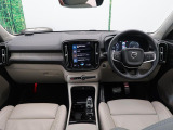 XC40 B4 AWD インスクリプション 4WD 