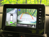 【アラウンドビューモニター】専用のカメラにより、上から見下ろしたような視点で360度クルマの周囲を確認することができます☆死角部分も確認しやすく、狭い場所での切り返しや駐車もスムーズに行えます。