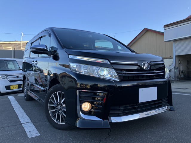 ヴォクシー 2.0 ZS 煌 4WD 