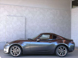 神戸マツダ神戸西インター店は、通常ディーラー+&alpha;の次世代型店舗としてROADSTER EXPERIENCE SPACEの冠を掲げ、「いつでも・誰でも・気軽に会いに行ける」ロードスターUカー専門店。