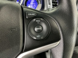 【クルーズコントロール】アクセルペダルを踏まずに一定の車速で走行できますので、高速道路など加減速の少ない道で便利です♪長距離ドライブの疲れを軽減してくれる、嬉しい装備ですよね♪