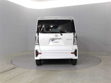 中古車の内外装の状態などをひと目で分かるよう、プロの検査員が実施した「車両検査証明書」をご用意しています。